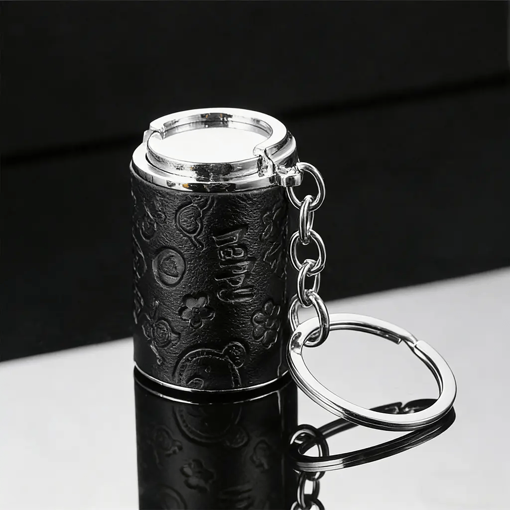 🔥Mini Coin Storage Keychain – Compact, Durable, and Practical for Everyday Carry💫